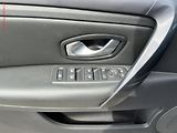 Renault Laguna (2010) 2.0d, ČR, Navi, xenon - náhled 11