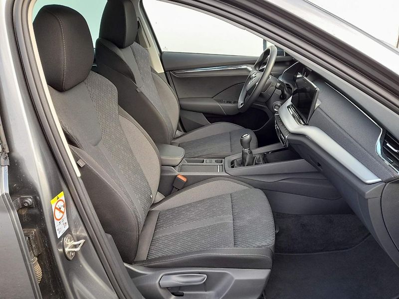 Škoda Octavia Style Plus Navi 1.5 TSI 110kW - fotka 19 z 20