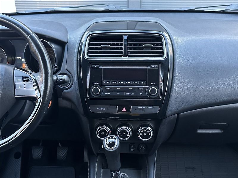 Mitsubishi ASX 1,6 117PS  Invite+ Audio - fotka 25 z 49