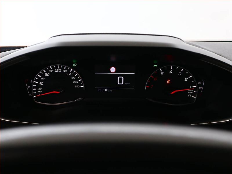 Peugeot 2008 (2020) 1.2 PureTech, Serv.kniha - fotka 9 z 16