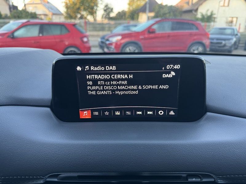 Mazda CX-5 (2019) 2.0 G-165 LED Navi Kamera 360° - fotka 11 z 50