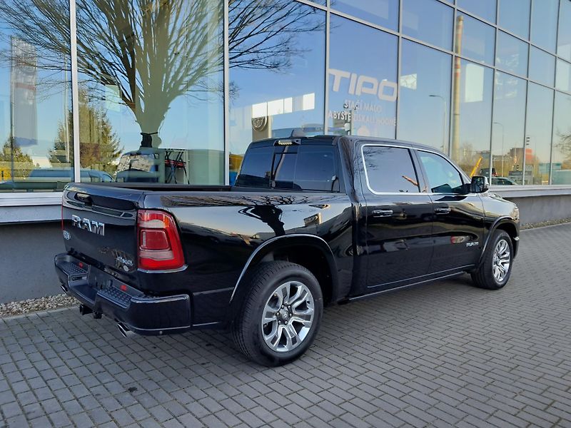 Dodge RAM (2025) 1500, 5.7 V8  Longhorn MY24 - fotka 3 z 41