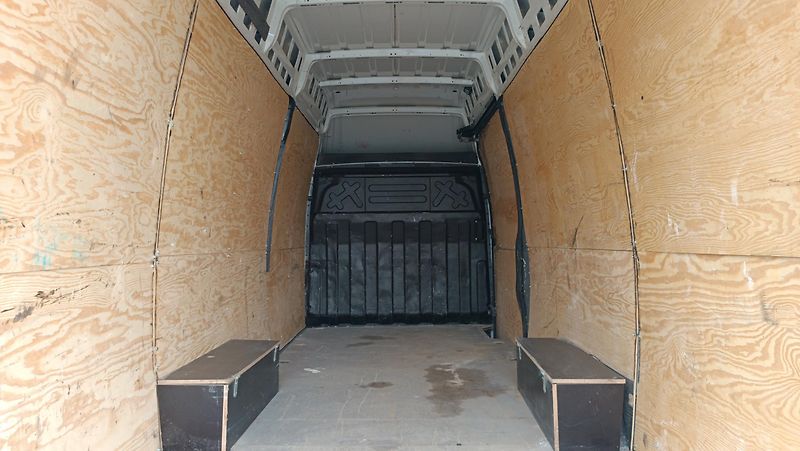 Iveco Daily 35S16V 78t km !! 16m3 klima - fotka 12 z 19
