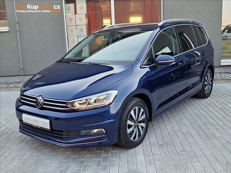 Volkswagen Touran 1.5 TSI DSG Evo Highline,ČR - fotografie inzerátu