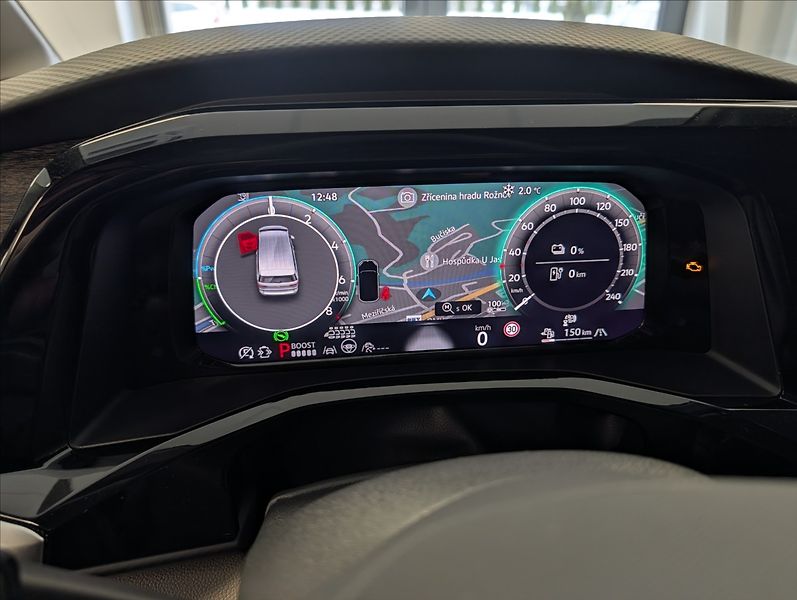 Volkswagen Multivan 1,5 TSI, 130KW, 4 MOTION Long - fotka 15 z 35