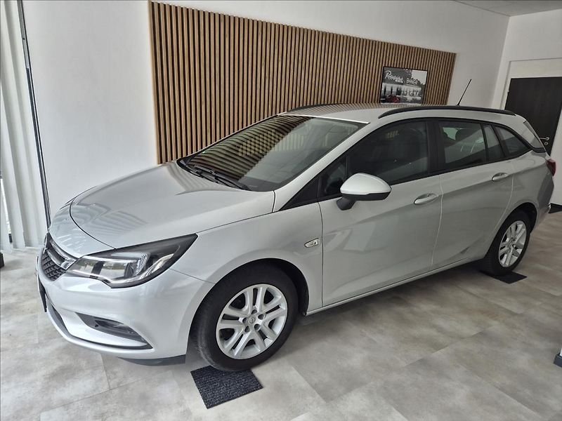 Opel Astra CDTi 81kW Excite ST - fotka 3 z 28