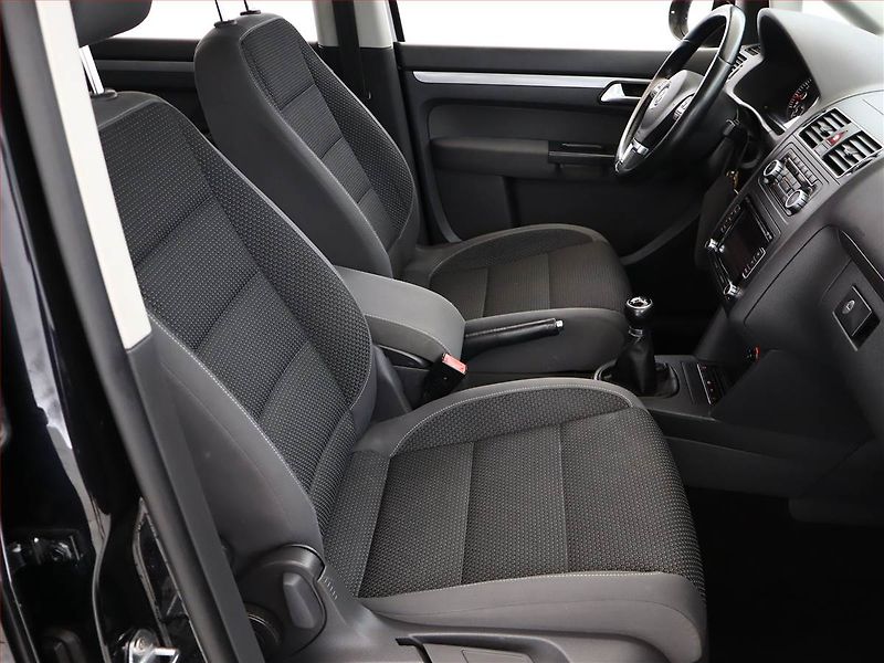 Volkswagen Touran (2010) 1.4 TSI, 7 míst, Tempomat - fotka 7 z 18