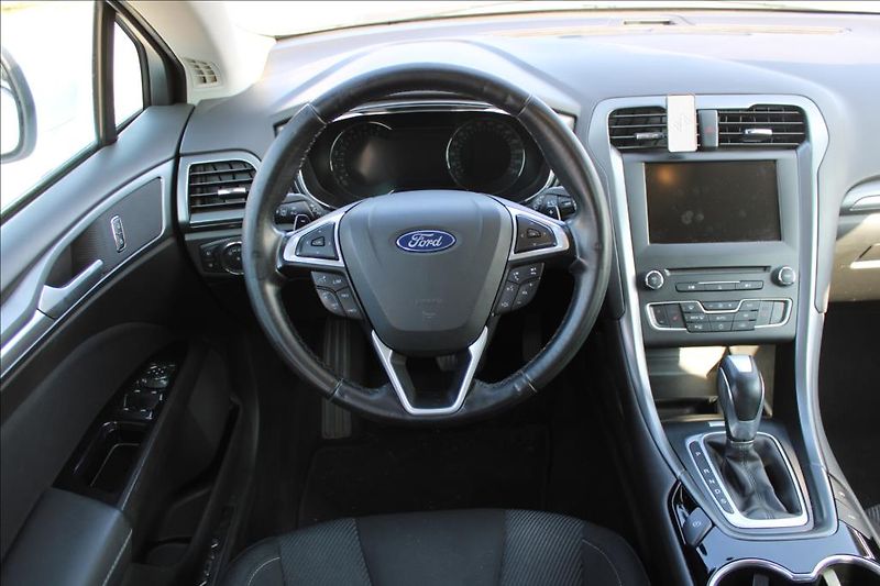 Ford Mondeo 2,0 TDCi  TITANIUM,AUTOMAT,ČR - fotka 12 z 33