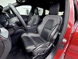 Volvo XC60 B5 AWD (benzín) // PLUS DARK - náhled 13