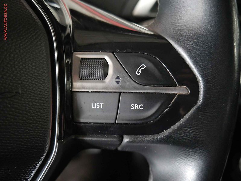 Peugeot 5008 (2017) 1.6 HDi, Active - fotka 14 z 23