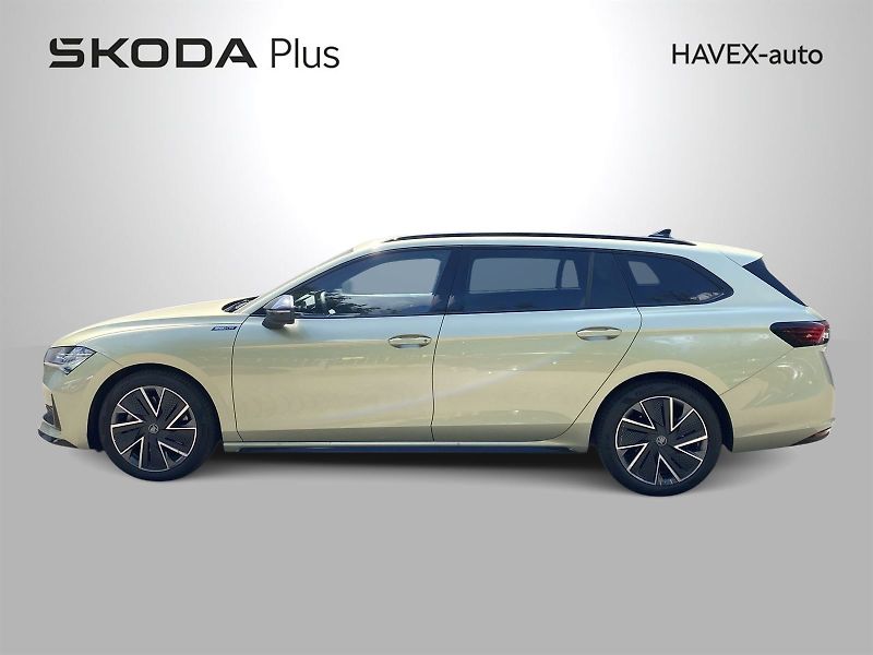 Škoda Superb (2025) Combi 2.0 TDI 4x4 DSG Sportlin - fotka 3 z 38