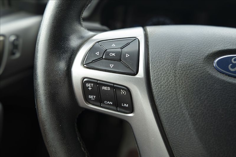 Ford Ranger 2,0 EcoBlue 4WD DOUBLE CAB ČR - fotka 28 z 37