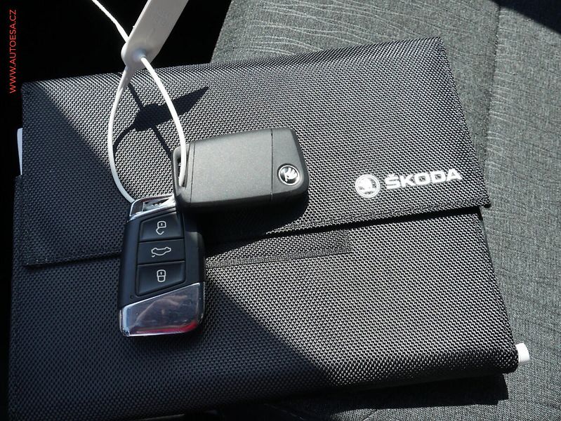 Škoda Kodiaq (2020) 2.0 TDi 4x4, Style, DSG, LED - fotka 25 z 25