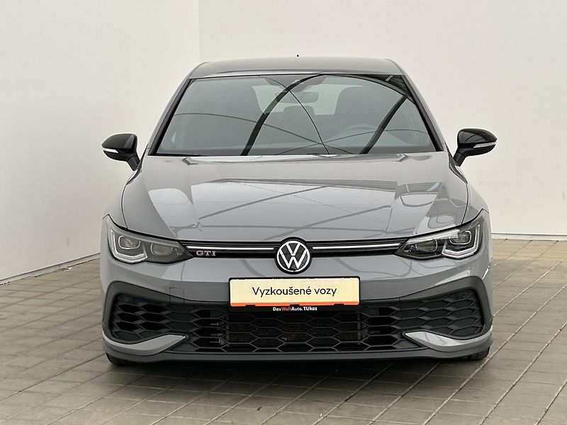 Volkswagen Golf 2.0 GTI  PERFORMANCE - fotka 4 z 30