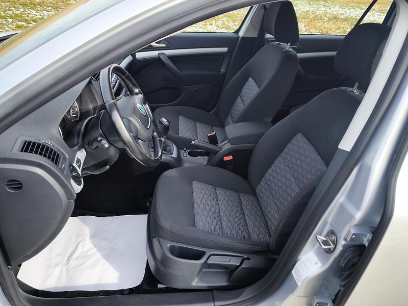 Škoda Octavia 1,4TSI 90kW 1 MAJITEL - fotka 14 z 49