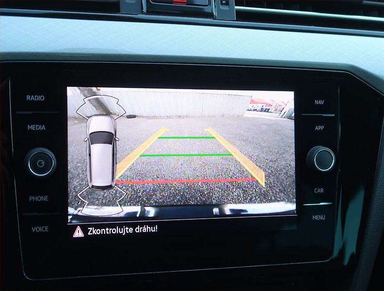 Volkswagen Passat (2022) Business 2.0 TDI, Automat - fotka 22 z 22