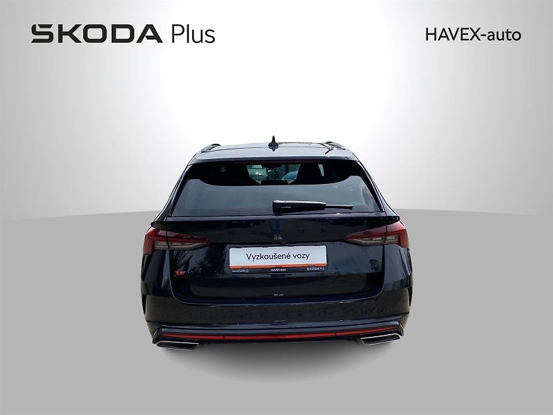 Škoda Octavia (2024) Combi 1.4 TSI iV DSG RS - fotka 35 z 35