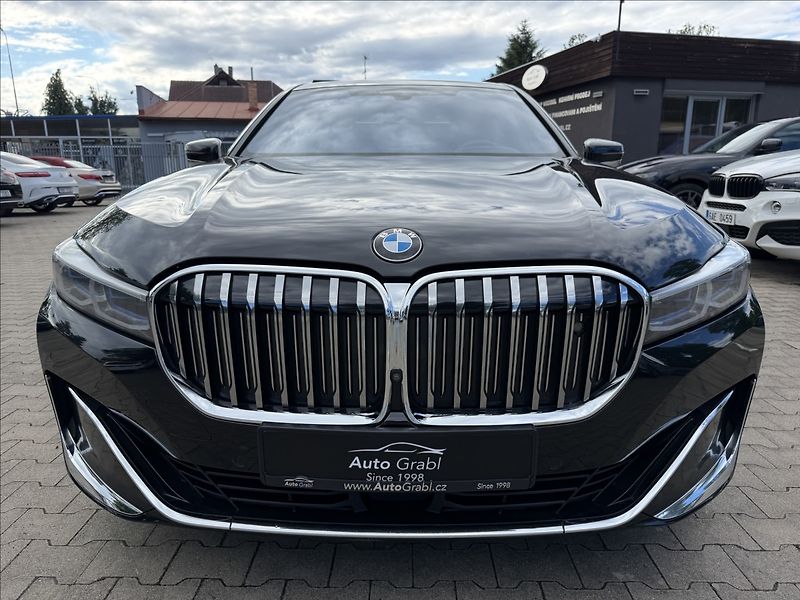 BMW Řada 7 740D Long Individual - fotka 2 z 46