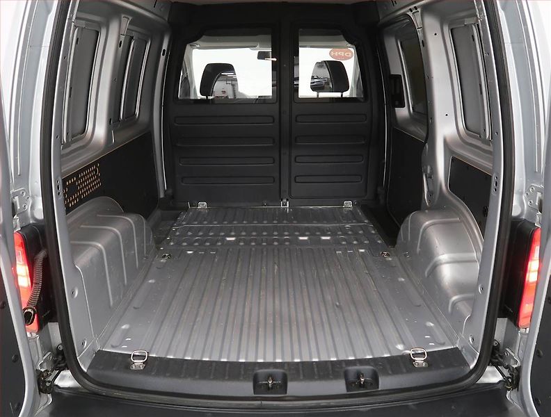 Volkswagen Caddy (2019) 2.0 TDI, ČR, DPH - fotka 12 z 16