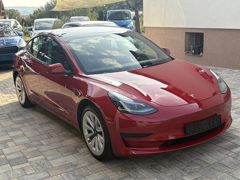 Tesla Model 3 (2023) SR+ 60, LFP, tazne,90%,DPH - fotka 5 z 13