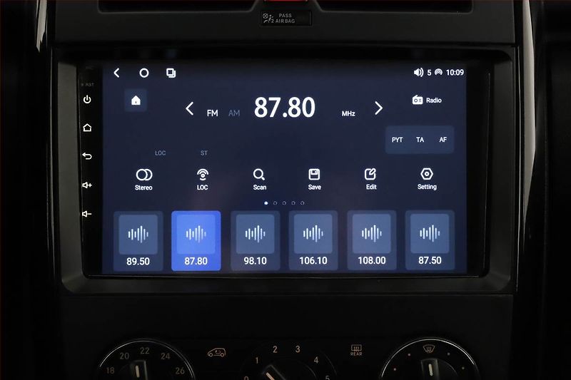 Mercedes-Benz Třídy A (2012) A 160, Vyhř. sedaček - fotka 12 z 15