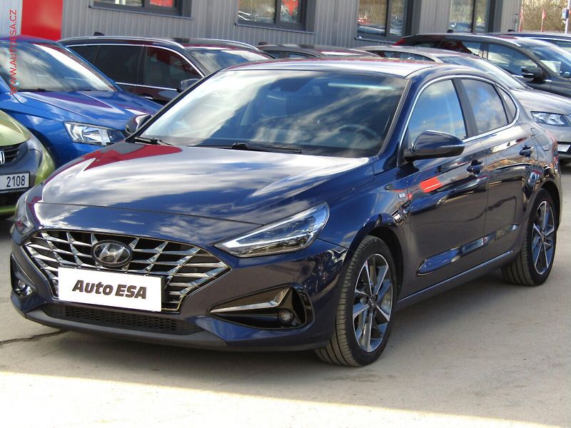 Hyundai i30 (2020) 1.5T-GDi, ČR, navi, LED - fotka 3 z 23