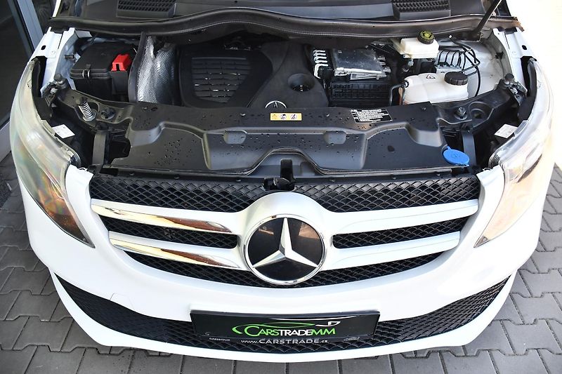 Mercedes-Benz Třídy V 250d - fotka 36 z 37