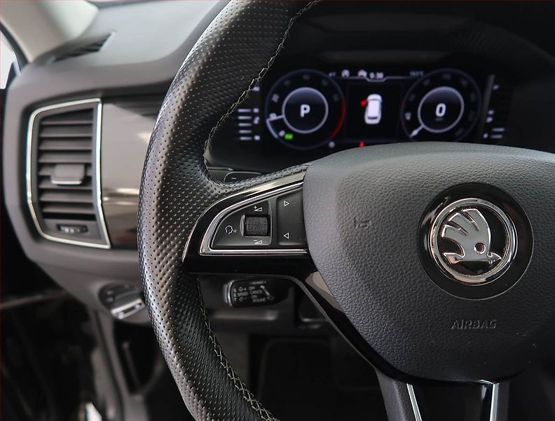Škoda Kodiaq (2020) Style 1.5 TSI, digi klima - fotka 19 z 27