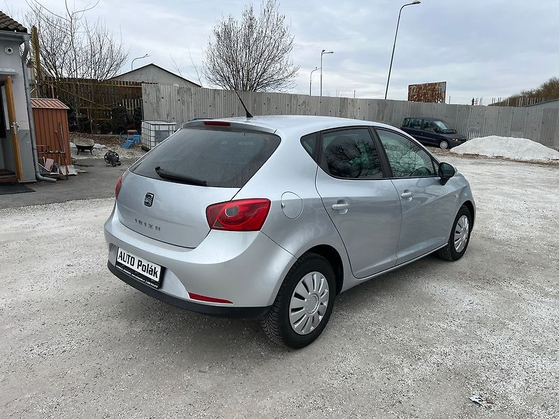 Seat Ibiza 1.4 16V - fotka 10 z 14