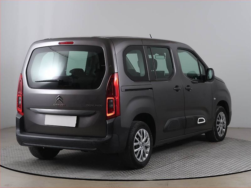 Citroën Berlingo (2020) Feel 1.5 BlueHDi, 5Míst, SR - fotka 5 z 17
