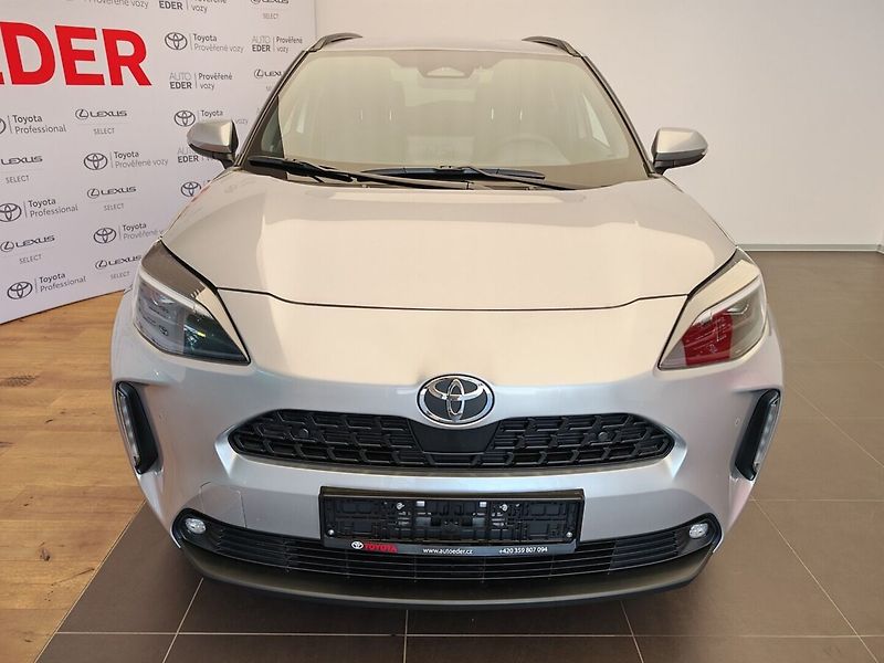 Toyota Yaris Cross 1.5 TNGA HEV CVT Style 2x4 - fotka 2 z 36