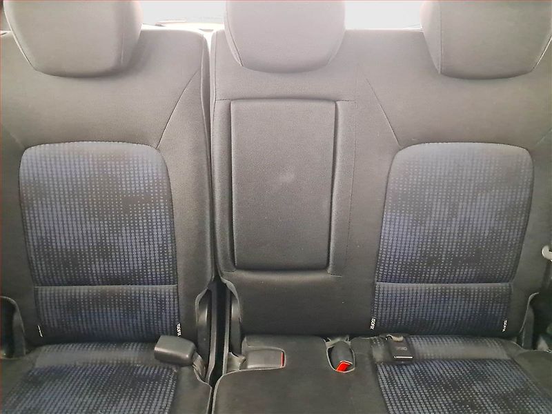 Hyundai ix20 (2014) 1.4 CVVT, Serv.kniha - fotka 10 z 16