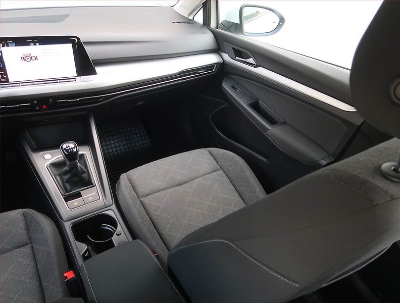 Volkswagen Golf (2021) Life 2.0 TDI, Serv.kniha - fotka 8 z 18