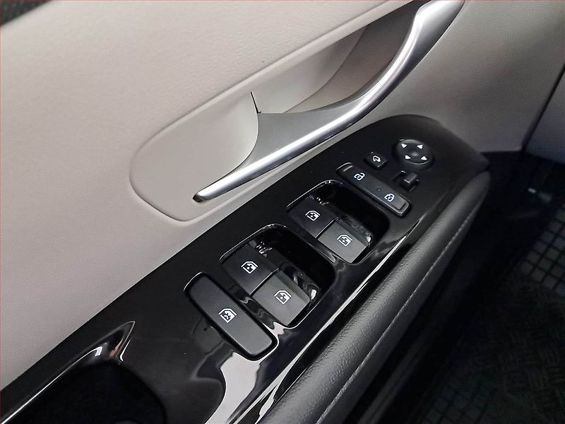 Hyundai Tucson (2022) 1.6 T-GDI 48V MHEV - fotka 16 z 19