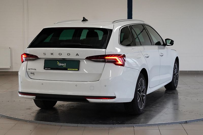 Škoda Octavia - fotka 2 z 30