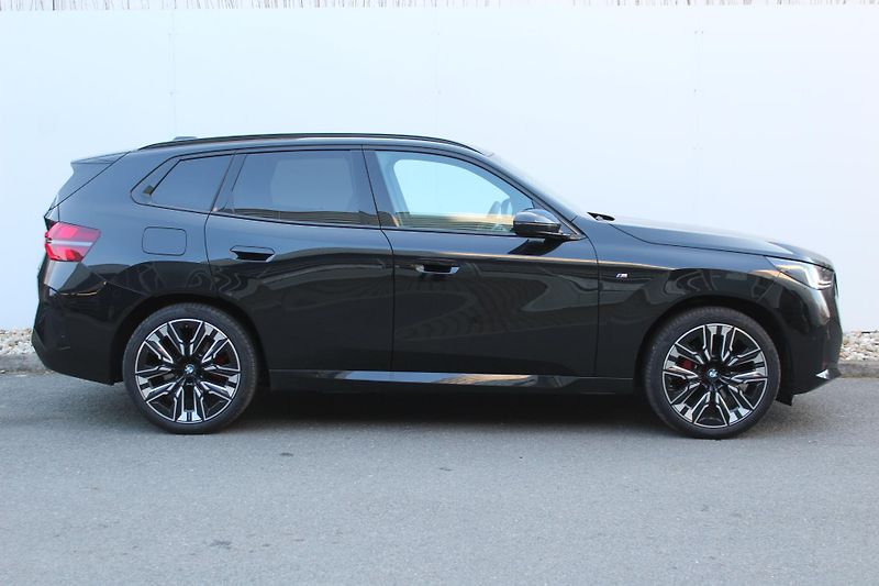 BMW X3 xDrive30e - fotka 3 z 29