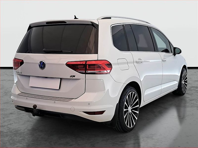 Volkswagen Touran (2018) R-Line 1.5 TSI - fotka 5 z 21