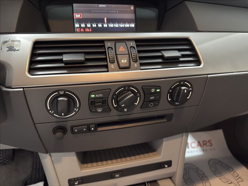 BMW Řada 5 2,2   520i V6 ANGEL SUPER STAV - fotka 17 z 38
