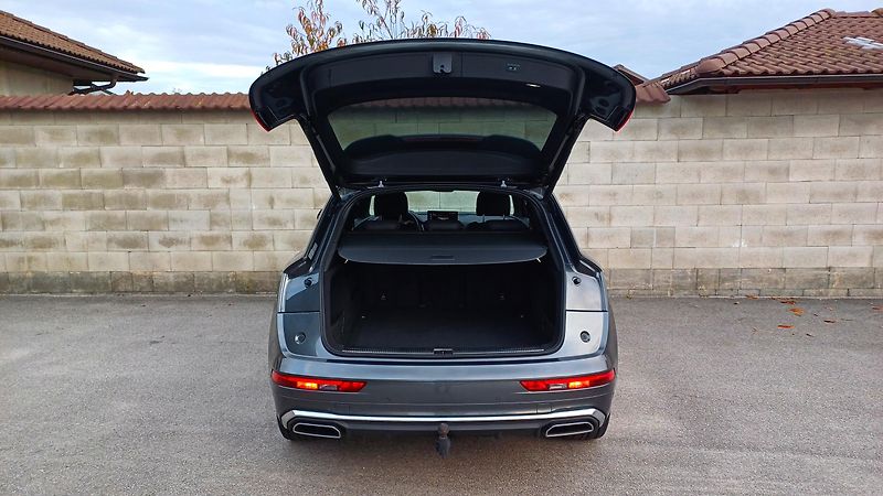 Audi Q5 2.0TDI 150kW QUATRRO S-LINE-ČR - fotka 13 z 50