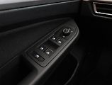 Volkswagen Golf (2023) Life 2.0 TDI, Automat - náhled 19