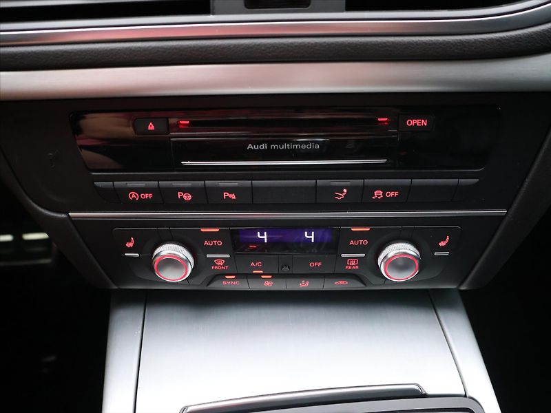 Audi A7 Sportback 3,0 TDI 235kW S-Line - fotka 23 z 35