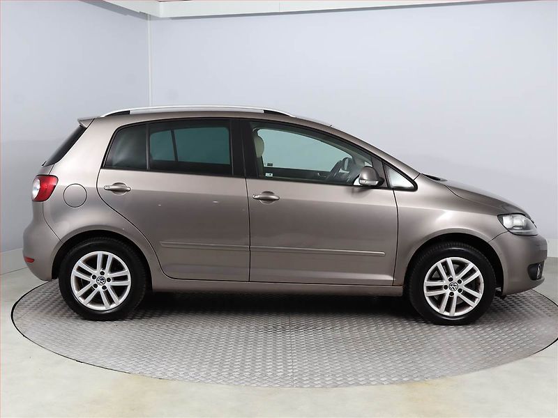 Volkswagen Golf Plus (2012) 1.4 TSI, Automat, Serv.kniha - fotka 6 z 16