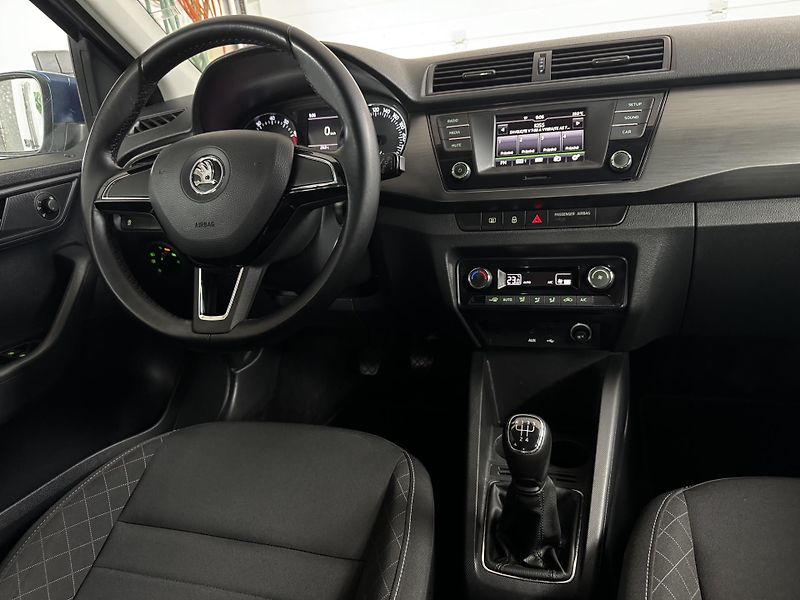 Škoda Fabia (2017) 1.2 TSI Style - CZ -  - fotka 12 z 22