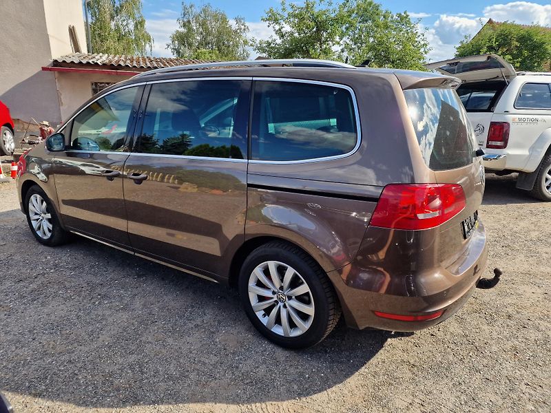 Volkswagen Sharan 2,0TDI 4x4 103KW HIGHLINE  - fotka 6 z 20
