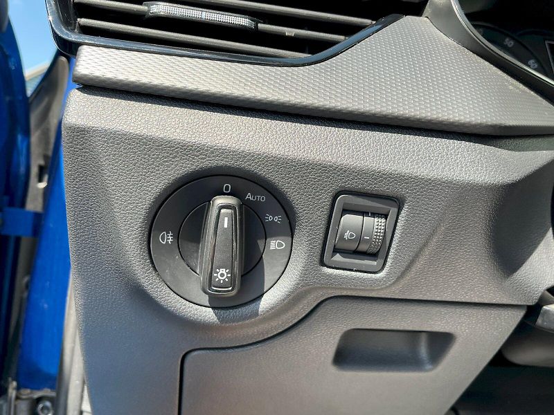 Škoda Kamiq (2023) 1.0 TSI 81 kW Ambition - fotka 13 z 28