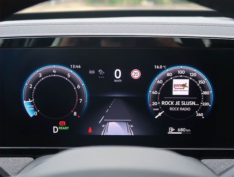Volkswagen Passat (2025) 1.5 eTSI ACT - fotka 11 z 23