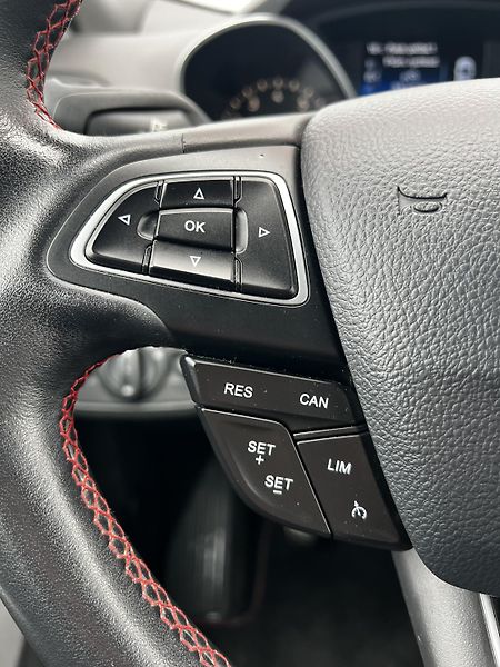 Ford Kuga 1.5 EcoBoost ST Line TZ  - fotka 10 z 16