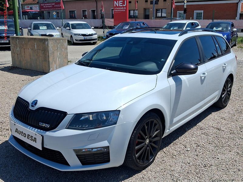 Škoda Octavia (2014) 2.0 TDi, RS - fotka 3 z 23