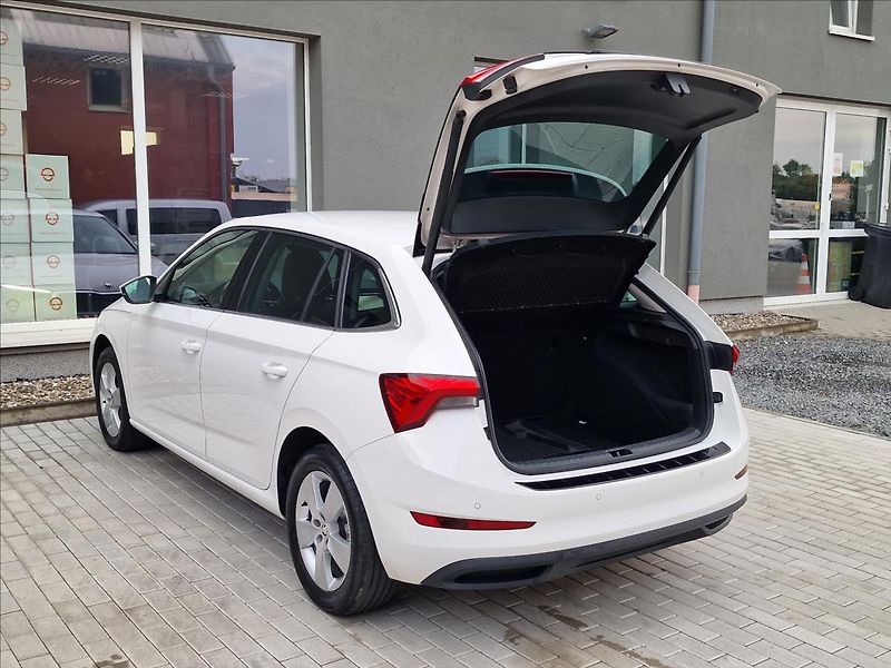 Škoda Scala 1.0 TSI 81kW Style, ČR,1.Maj. - fotka 42 z 50