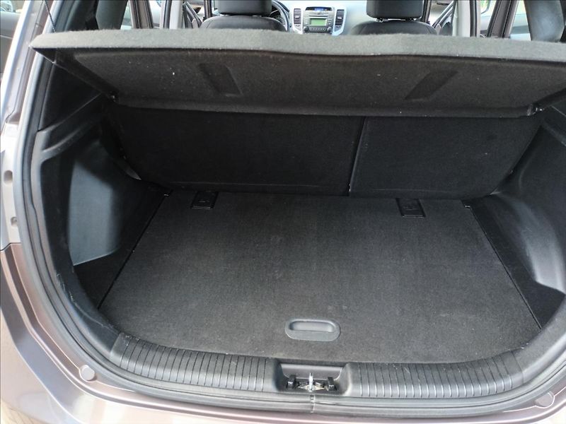 Hyundai ix20 1,4 CVVT,66KW,KLIMA,KOLA, - fotka 21 z 45